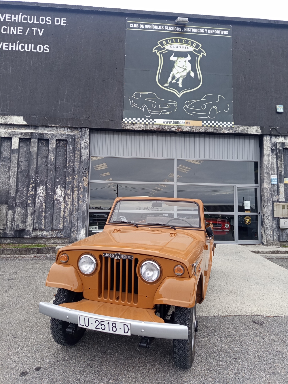JEEP 