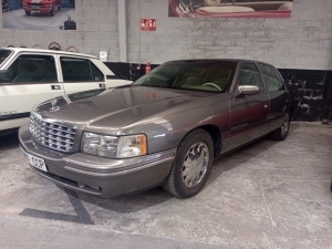 CADILLAC 