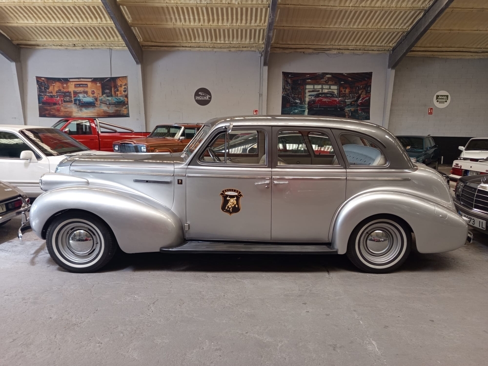 BUICK EIGHT
