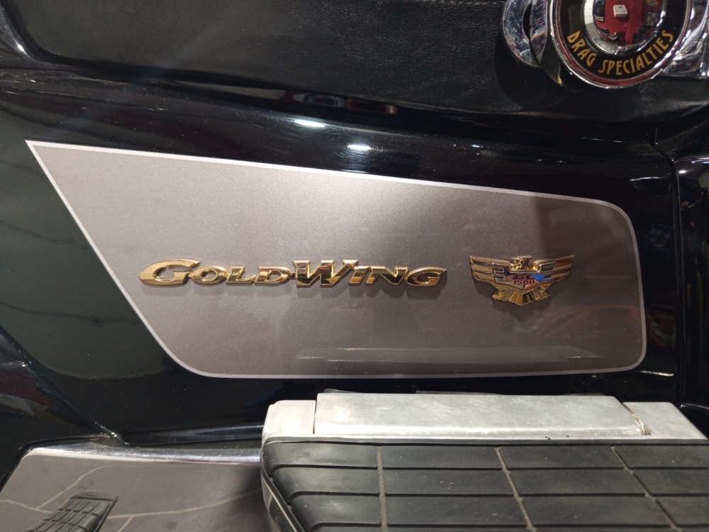 HONDA GOLD WING