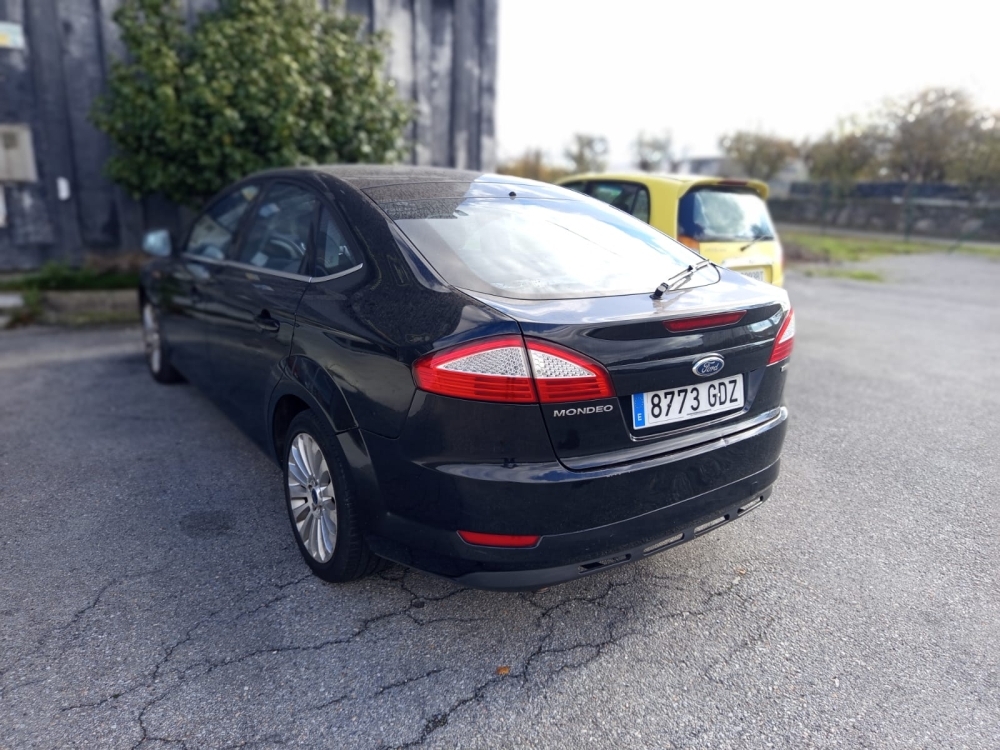 FORD MONDEO