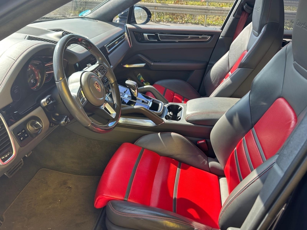 PORSCHE cayenne