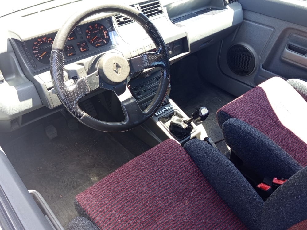 RENAULT R5 GT TURBO