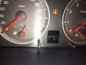 VOLVO 