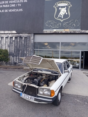 MERCEDES 