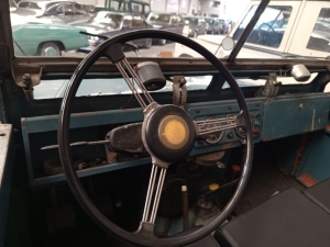 LAND ROVER 