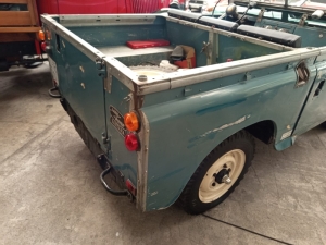 LAND ROVER 